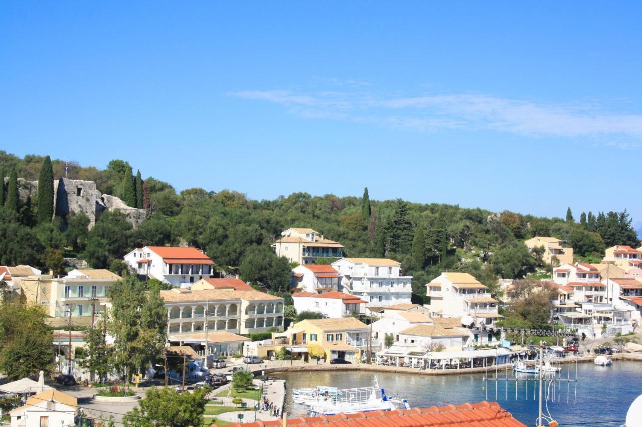 Porto Kassiopi Apartments エクステリア 写真
